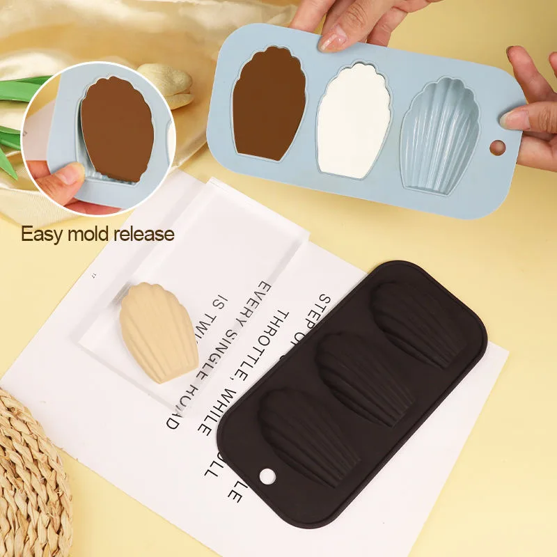 Manufacturers Food Grade Silicone Baking Mold Hot Sell 3 Compartment Silicone Cake Baking Mold - detail view 3