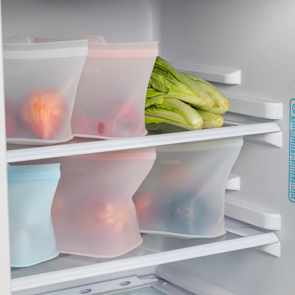 Microwave Safe Food Storage Bag Refrigerator Preservation Food Grade Silicone for Fresh Foods - detail view 2